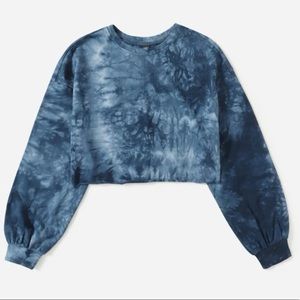 Blue tie dye long sleeve crop top.